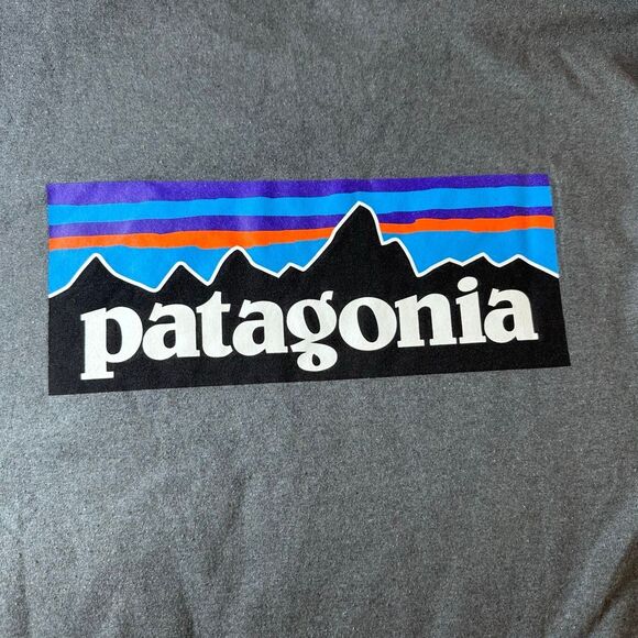 Patagonia Men P6 Logo Responsibili Tee T-Shirt Grey PlumeSize XXL - Picture 8 of 10
